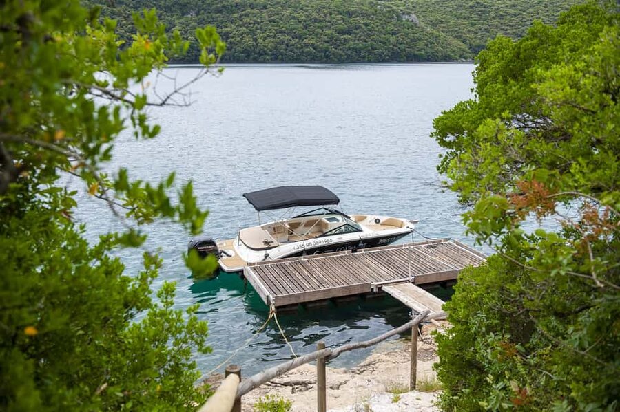 Rovinj or Vrsar: Lim Fjord & Rovinj islands Speedboat Tour - Lighthouse and St. Ivan Island