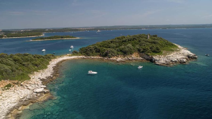 Rovinj: Rovinj Archipelago and South Coves Speedboat Tour - Key points to know before you go
