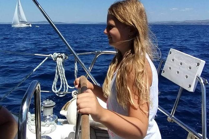 Sailboat tour to the islands - Learning the boat before the sails go up