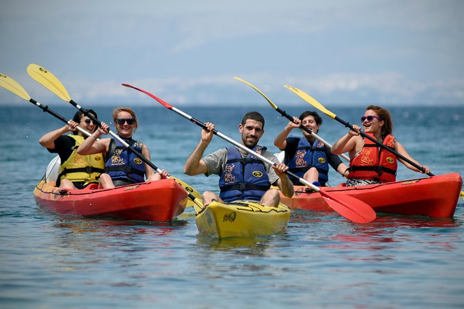 Sea kayaking Postira - Lovrečina (St.Lovre, archaeological site) - Reaching sandy Lovrečina Bay