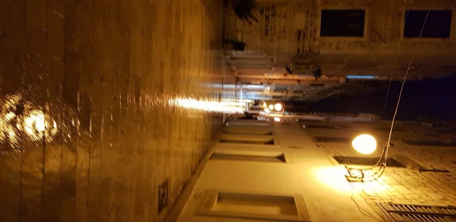 Sibenik: Guided Evening Walking Tour - Narrow lanes and squares with a story