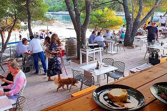 Šibenik Riviera boat tour: Zlarin + Prvić + Tijat - FAQ