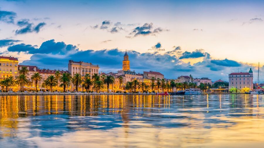 Split: 1.5-Hour Riviera Boat Cruise with a Free Drink - My call: book it for the view, not the extras