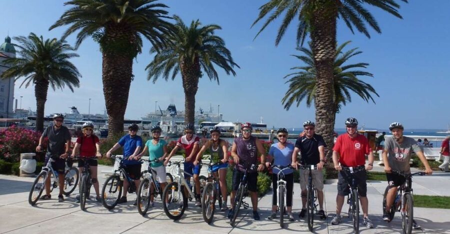 Split 3-Hour Guided Bike Tour - Starting at the harbor and entering the old town
