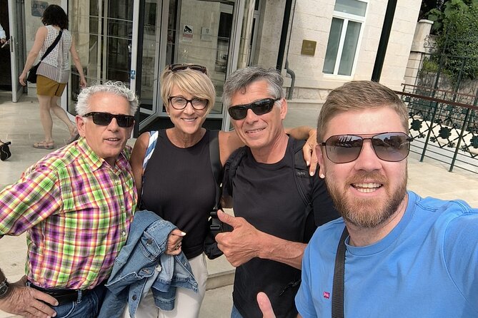 Split airport to Split Private transfer to 8 pax (Door to Door any location) - Who should book this Split Airport ride?
