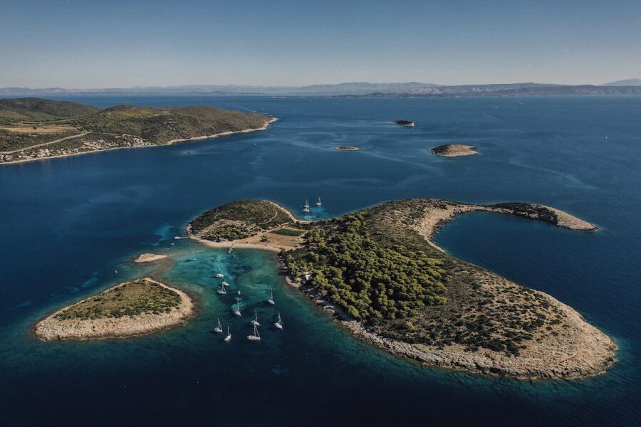 Split: Blue Cave and 5 Islands Tour - Hvar: the best land stop of the day