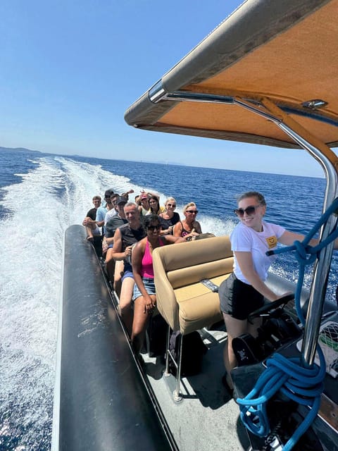 Split: Blue Lagoon, Hvar and 5 Islands Small Group Boat Tour - Who will enjoy this full-day island sampler?