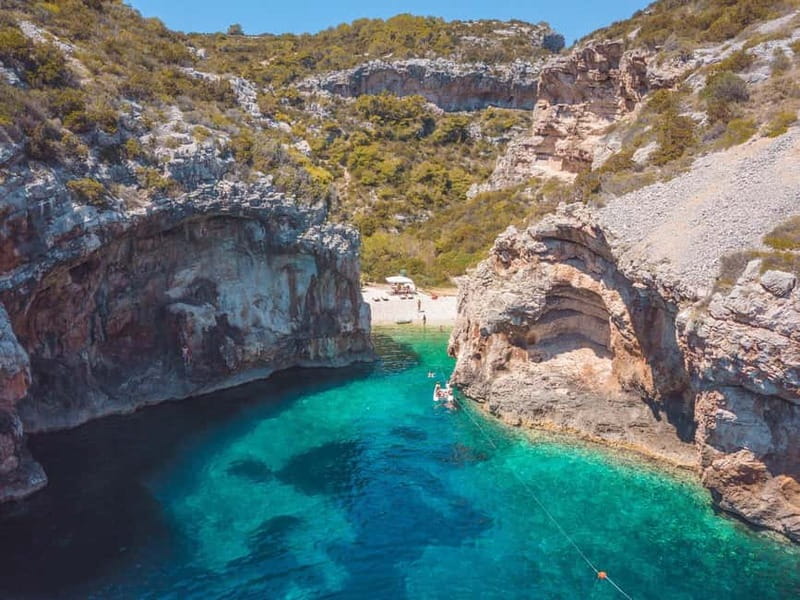Split: Boat Tour to Blue Cave, Vis, Blue Lagoon, Hvar, Brač - What the $135 price really covers