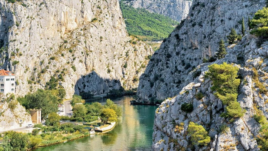 Split: Cetina River Rafting Tour with Instructor - Three hours and 16 kilometers on the water