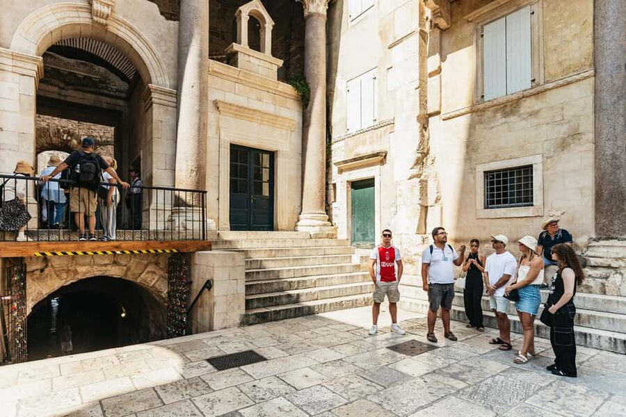 Split: Diocletian Palace & Old Town Guided Walking Tour - The palace cellars and the Peristyle courtyard