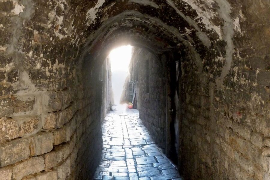 Split: Game of Thrones Tour with Diocletian's Palace Cellar - What the two-hour format really gives you
