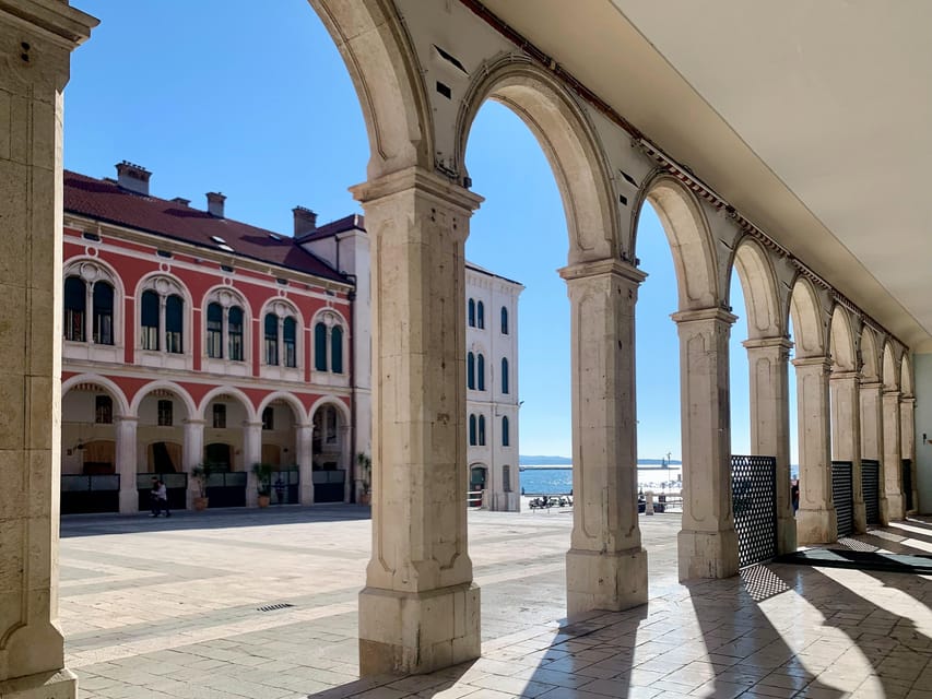 Split: Group or Private Walking Tour with Art Historian - Key points at a glance