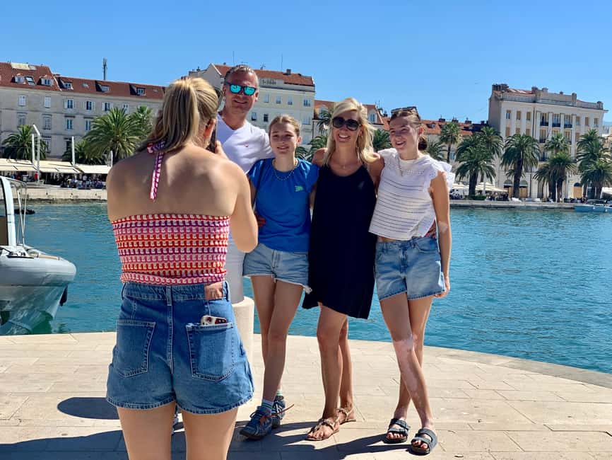 Split: Group or Private Walking Tour with Art Historian - Finishing near Varoš