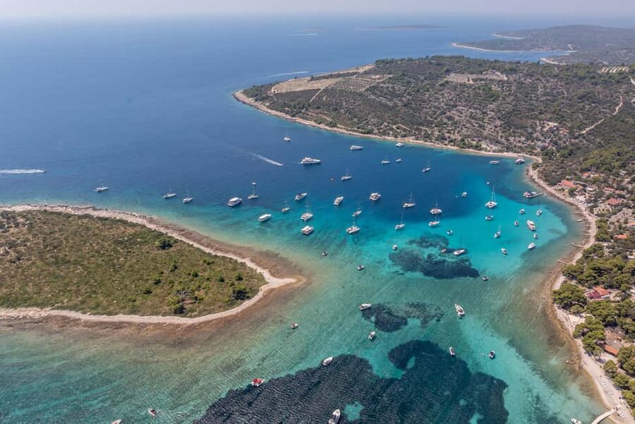 Split: Half-Day Blue Lagoon, Shipwreck, and Trogir Boat Tour - The Blue Lagoon and Gray Line beach