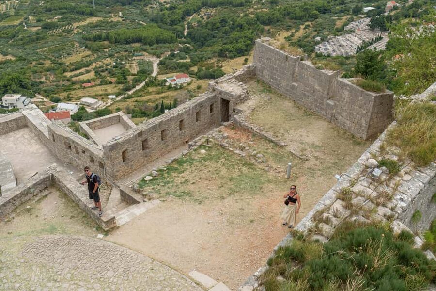 Split: Historical Tour of Salona, Klis Fortress and Trogir - Who should book this tour?