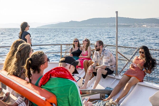 Split: Hvar, Brač, and Pakleni Cruise with Lunch and Drinks - Milna on Brač, 90 minutes to slow down