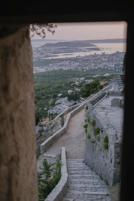 Split: Klis Sunset Sightseeing Bus Tour - How much value do you get for $28?