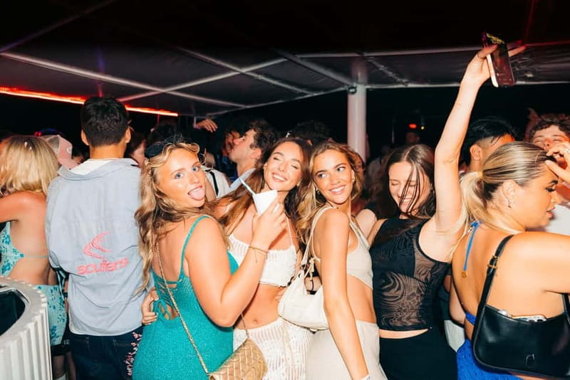Split: Night Boat Party with Free Shots, Dj and After Party - Split views before the clubs take over