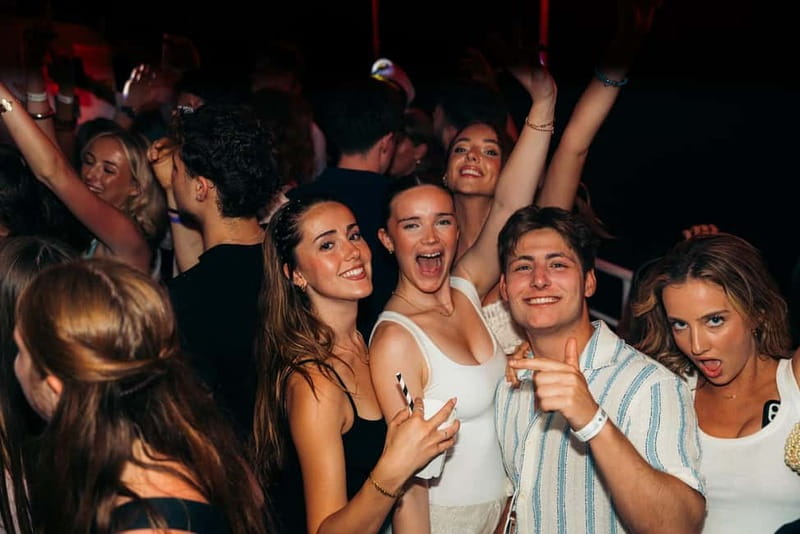 Split: Night Boat Party with Free Shots, Dj and After Party - Who will enjoy this most