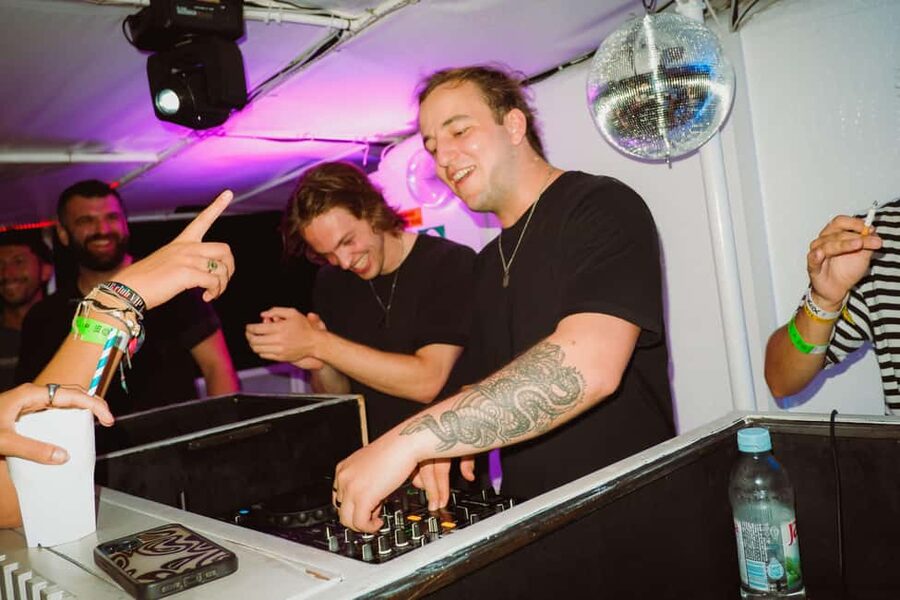 Split: Night Boat Party with Free Shots, Dj and After Party - Meeting point and end of the evening