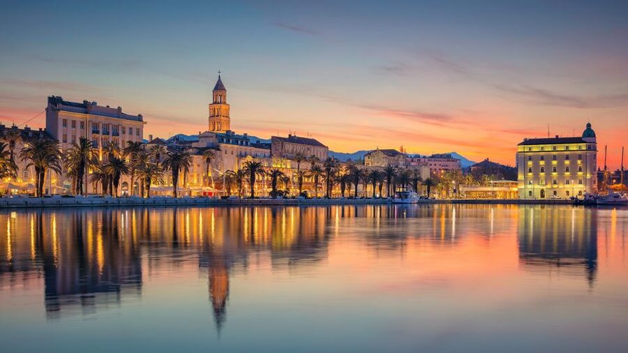 Split: Old Town Guided Evening Walking Tour - Key points at a glance