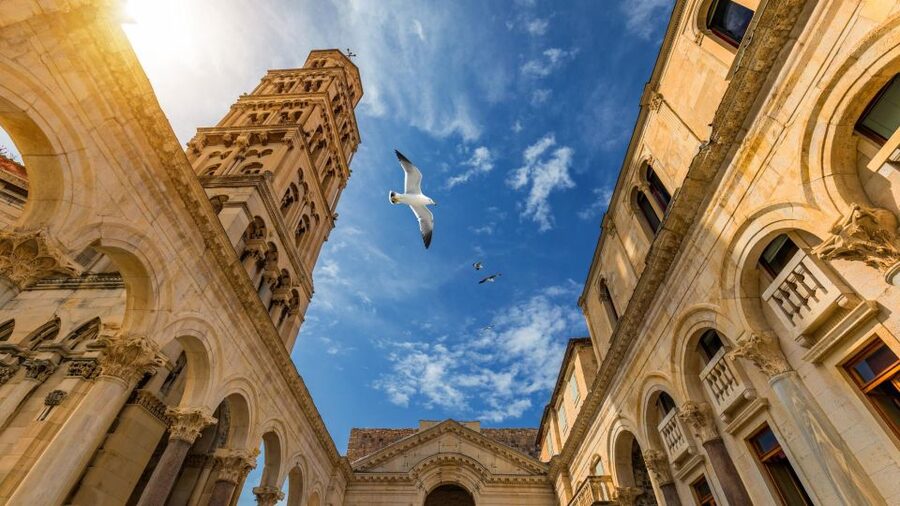 Split: Old Town Guided Evening Walking Tour - Peristyle Square and the Roman center