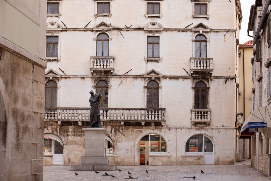 Split: Palace & Old Town Private Walking Tour-Entrance incl. - Jupiter’s Temple and the Silver Gate