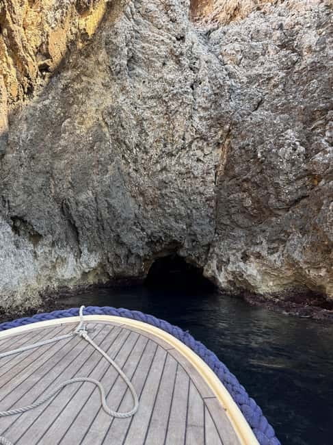 Split/Podstrana: Blue Cave, Hvar & 6 Islands Speedboat Trip - Why this full-day island route works