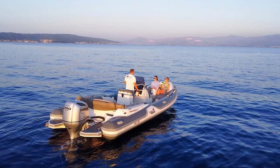 Split: Private Boat Rental - What the $485 price really covers
