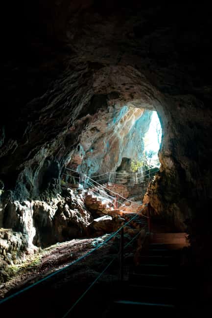 Split: Private tour to Klis Fortress and Vranjača cave - Is $106 per person a fair price?