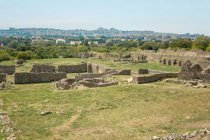 Split: Private tour to Salona, Vitturi castle and Trogir - Salona: Roman power outside modern Split