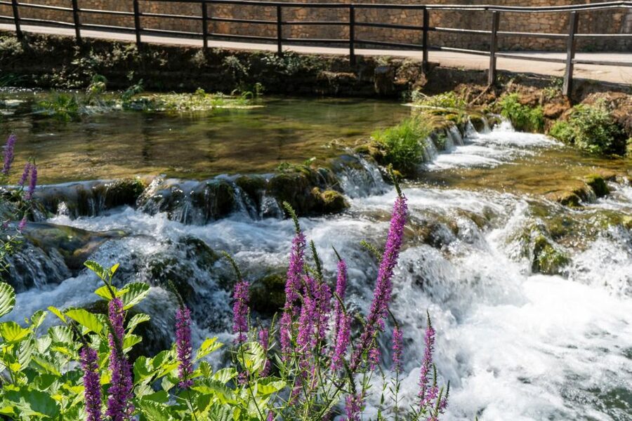 Split: Private Transfer to Krka with Driver & Optional Guide - The Krka River boat cruise