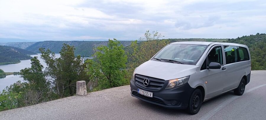 Split: Private Transfer to Krka with Driver & Optional Guide - Crowds, scenery, and realistic expectations