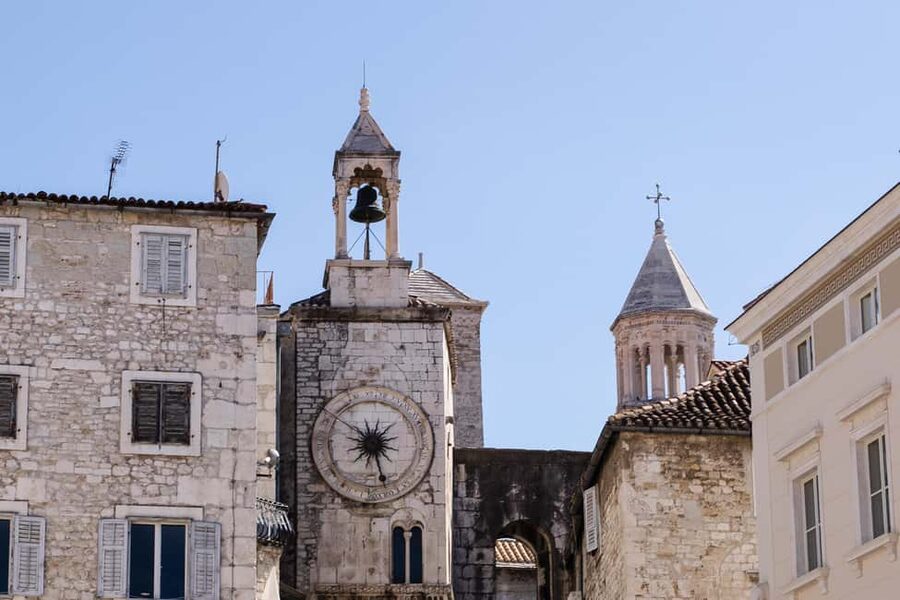 Split: Private Walking Tour for Families with kids (5-17y) - Languages, booking, and practical details