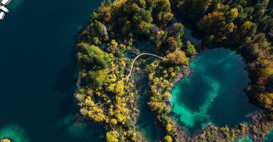 Split: Self-Guided Plitvice Lakes Day Tour with Boat Ride - The 3.5-hour bus ride north