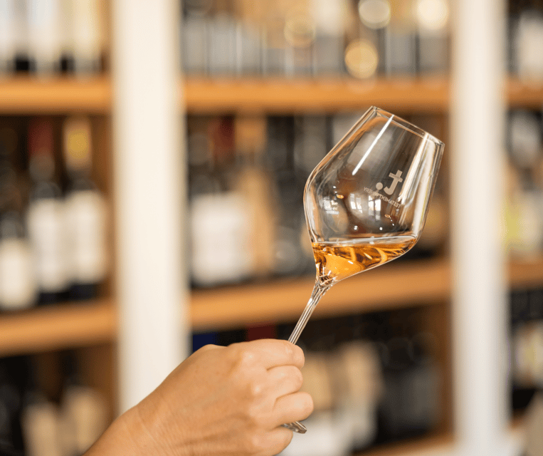 Split&Sip: Educational wine tasting - Who will enjoy this most?