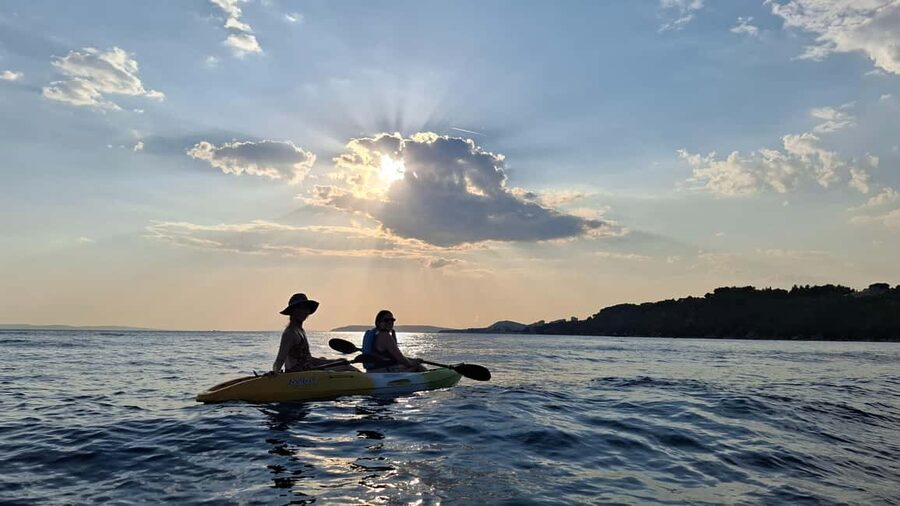 Split: Sunset Guided Kayaking Tour - What $49 buys you