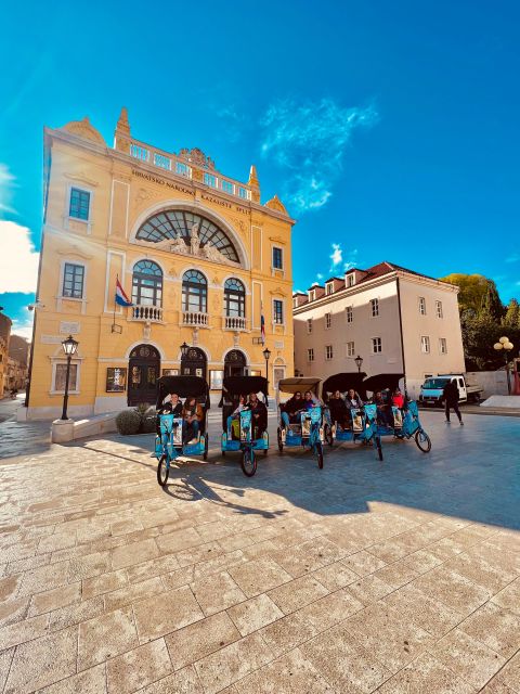 Split Tour in Private Electric Rickshaw - The Riva, Republic Square, and the National Theatre