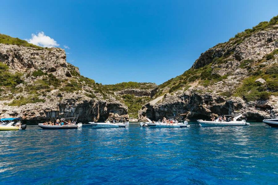 Split/Trogir: Blue Cave, Mamma Mia, Hvar and 5 Island Tour - Stiniva Cove and the short swim