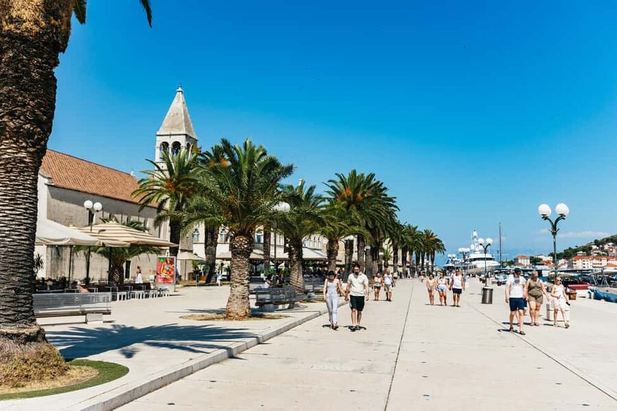 Split/Trogir: Blue Lagoon and 3 Islands Speedboat Tour - The best way to plan your day