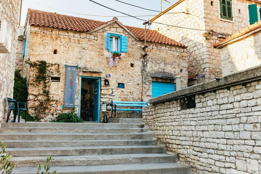 Split/Trogir: Blue lagoon and 3 islands speedboat tour - Price, timing, and what you actually receive