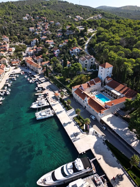 Split/Trogir: Half-Day(5 hours) 3-Island Speedboat Adventure - The boat ride is part of the attraction
