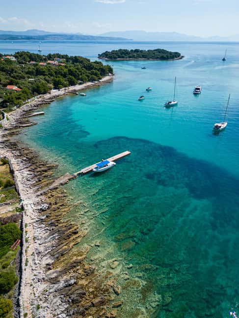 Split/Trogir: Half-Day(5 hours) 3-Island Speedboat Adventure - Guides, service, and the small touches