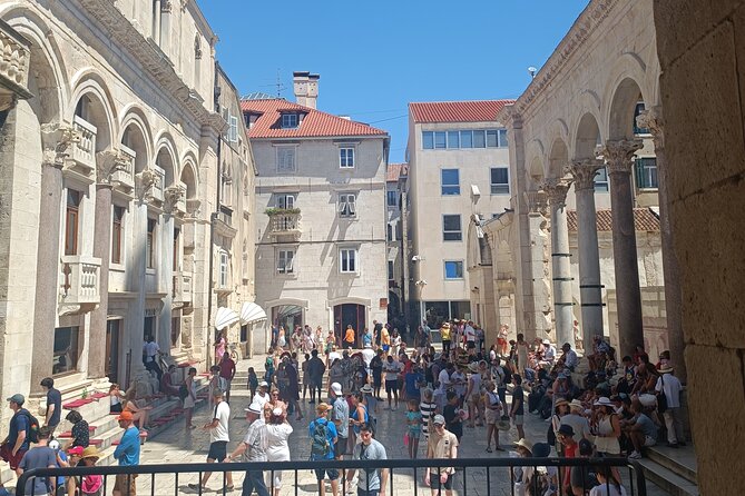Split Walking Tour with Professor of History - The Peristyle and the emperor’s public theater