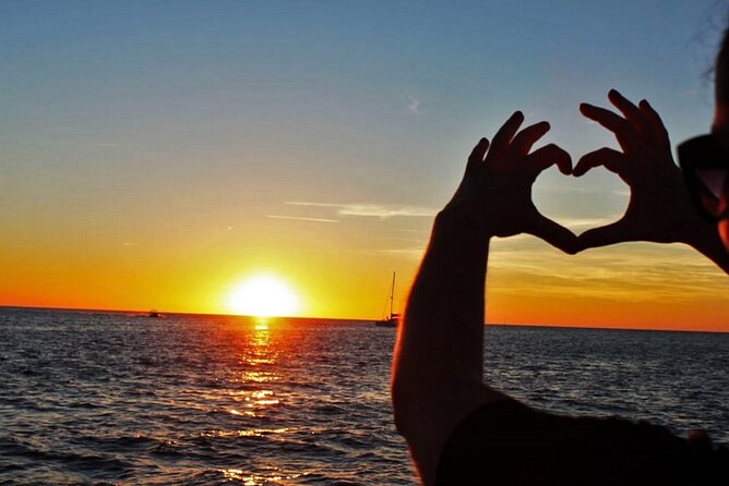 Sunset Cruise - What to bring and how to plan the evening