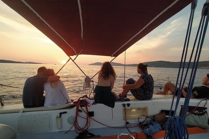 Sunset Sailing Tour on the Pakleni islands - Why an afternoon sail works so well