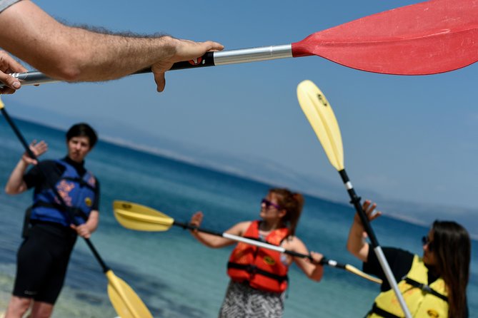 Supetar-Postira kayaking - Handling waves and getting help if you need it