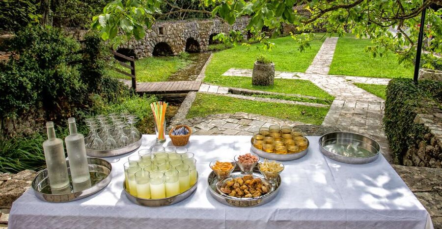 Taste & Tradition of Dubrovnik Countryside - Starting with Prošek and olive oil in Čilipi