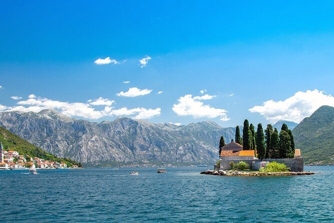 The Pearls of Montenegro - Private Tour from Dubrovnik - Kotor Old Town: two hours for the main sights