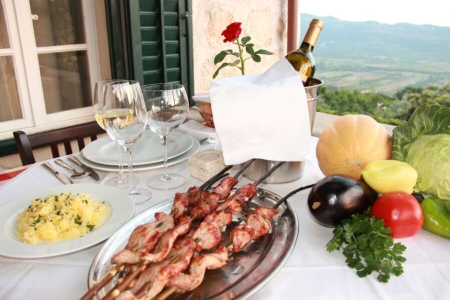 Traditional Dalmatian Cooking Class from Dubrovnik - Picking vegetables and meeting the farm